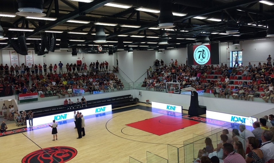 Sports Hall In Oroszlány